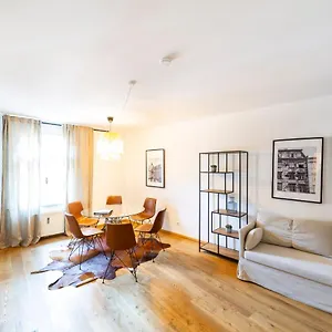 hotellátogatás