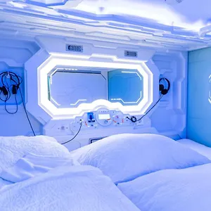 Space - Hall Kapslový hotel